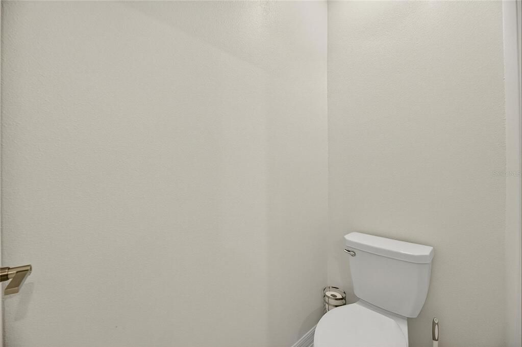 For Sale: $544,900 (5 beds, 2 baths, 2949 Square Feet)