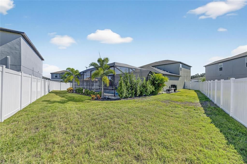 For Sale: $544,900 (5 beds, 2 baths, 2949 Square Feet)