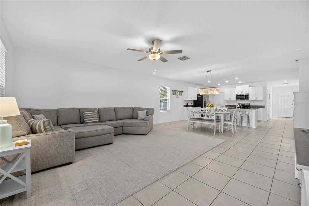 For Sale: $544,900 (5 beds, 2 baths, 2949 Square Feet)