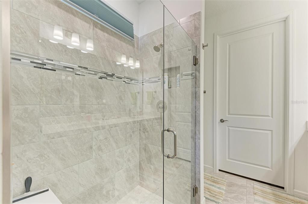 For Sale: $439,900 (2 beds, 2 baths, 1471 Square Feet)