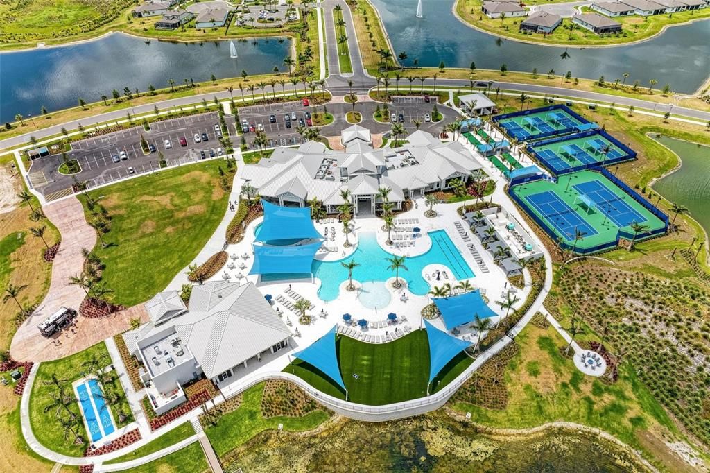 For Sale: $439,900 (2 beds, 2 baths, 1471 Square Feet)