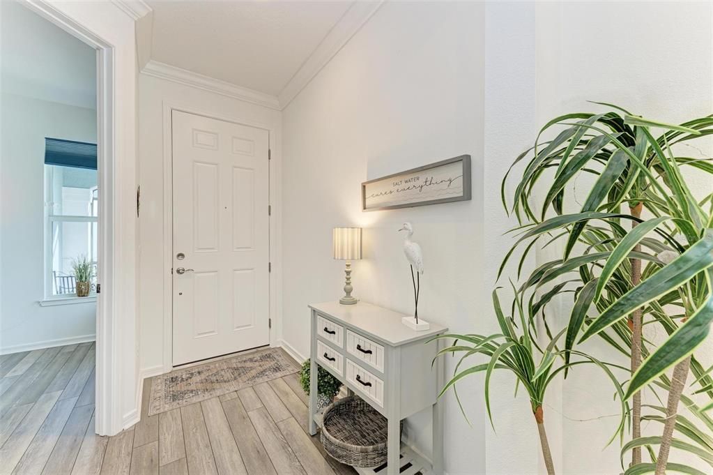 For Sale: $439,900 (2 beds, 2 baths, 1471 Square Feet)