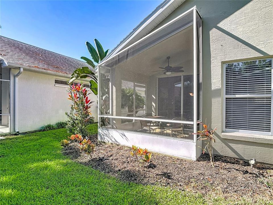 Active With Contract: $369,900 (3 beds, 2 baths, 1864 Square Feet)