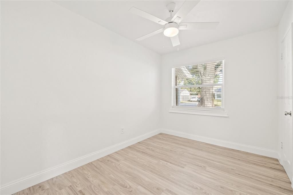 For Sale: $539,900 (4 beds, 2 baths, 1548 Square Feet)