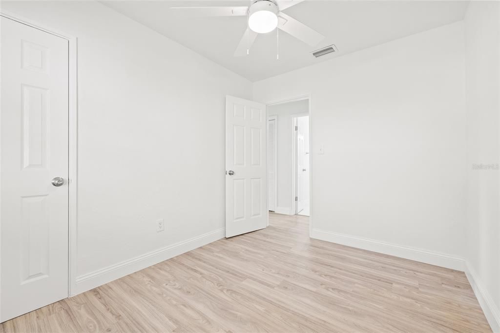 For Sale: $539,900 (4 beds, 2 baths, 1548 Square Feet)