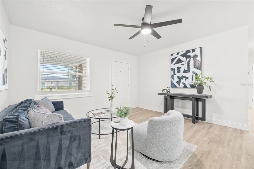 For Sale: $539,900 (4 beds, 2 baths, 1548 Square Feet)