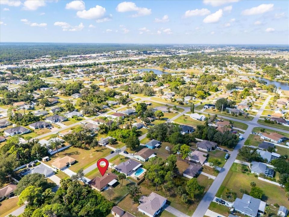 For Sale: $259,800 (2 beds, 2 baths, 1344 Square Feet)