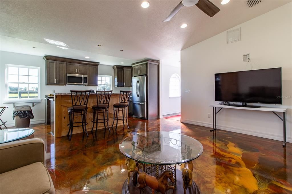 For Sale: $950,000 (5 beds, 3 baths, 2178 Square Feet)