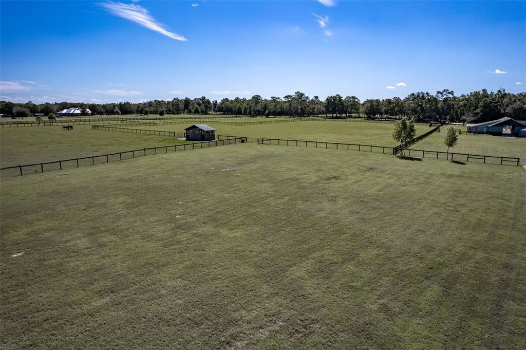 For Sale: $950,000 (5 beds, 3 baths, 2178 Square Feet)