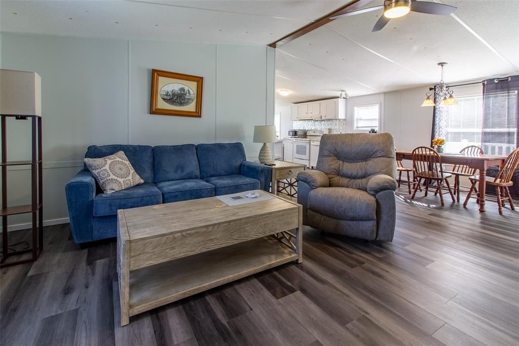 For Sale: $950,000 (5 beds, 3 baths, 2178 Square Feet)