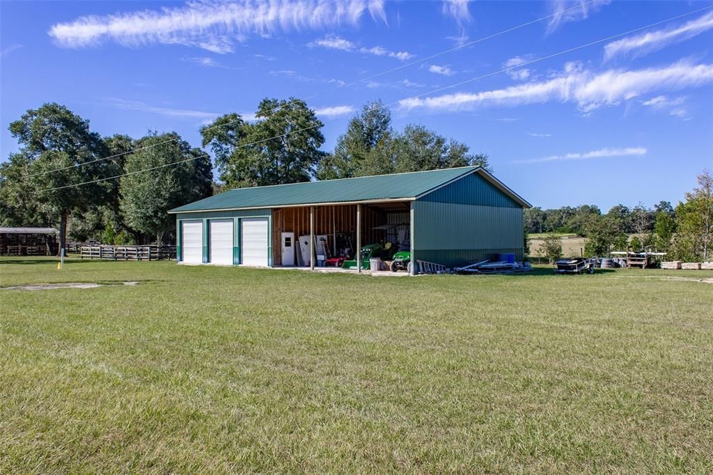 For Sale: $950,000 (5 beds, 3 baths, 2178 Square Feet)