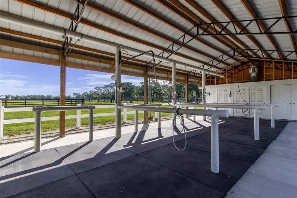 For Sale: $950,000 (5 beds, 3 baths, 2178 Square Feet)