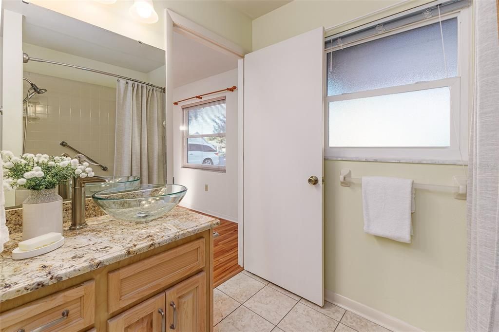 For Sale: $299,900 (2 beds, 2 baths, 1751 Square Feet)
