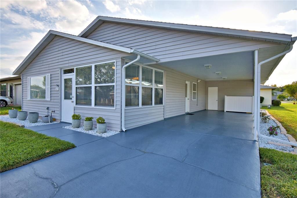 For Sale: $222,000 (2 beds, 2 baths, 1196 Square Feet)