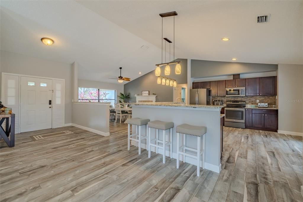 For Sale: $500,000 (4 beds, 2 baths, 2162 Square Feet)