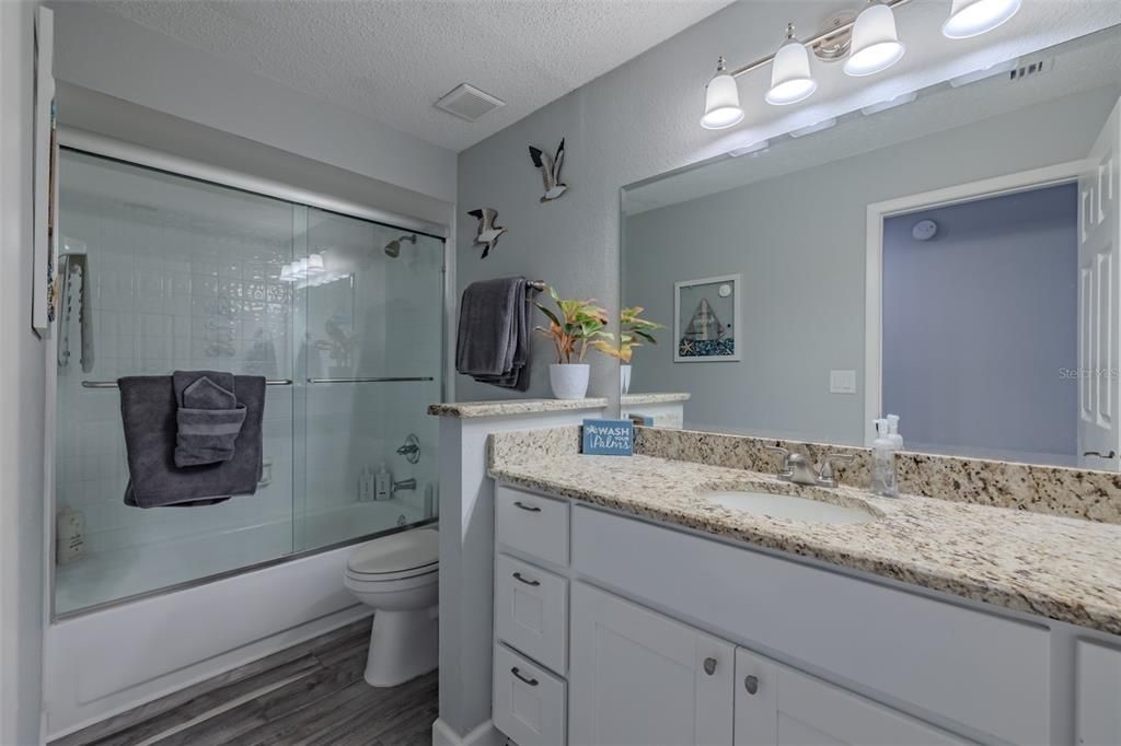 For Sale: $500,000 (4 beds, 2 baths, 2162 Square Feet)