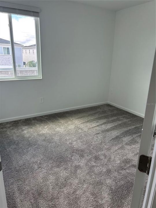 For Rent: $2,600 (3 beds, 2 baths, 1914 Square Feet)