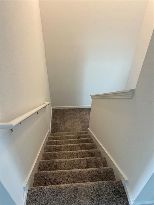 For Rent: $2,600 (3 beds, 2 baths, 1914 Square Feet)