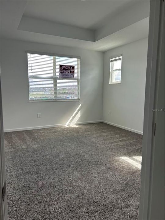 For Rent: $2,600 (3 beds, 2 baths, 1914 Square Feet)