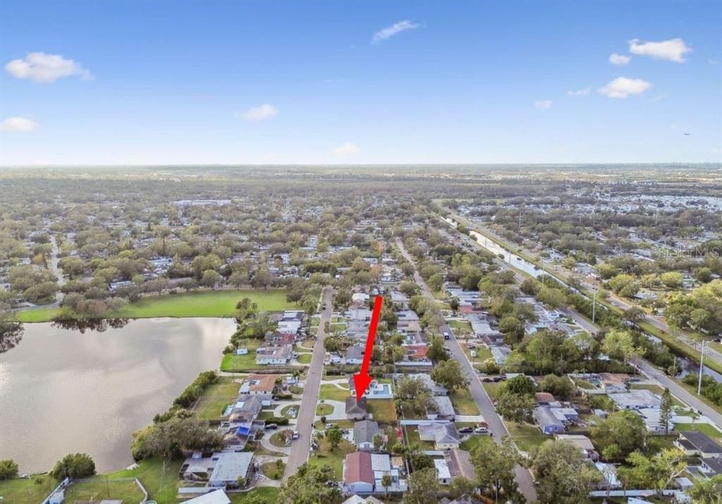 For Sale: $325,000 (2 beds, 1 baths, 789 Square Feet)