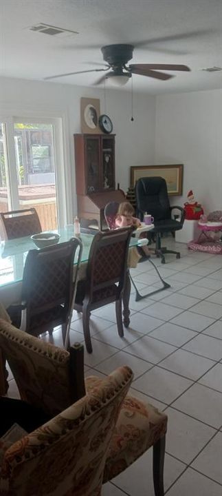 For Sale: $249,900 (3 beds, 2 baths, 1601 Square Feet)