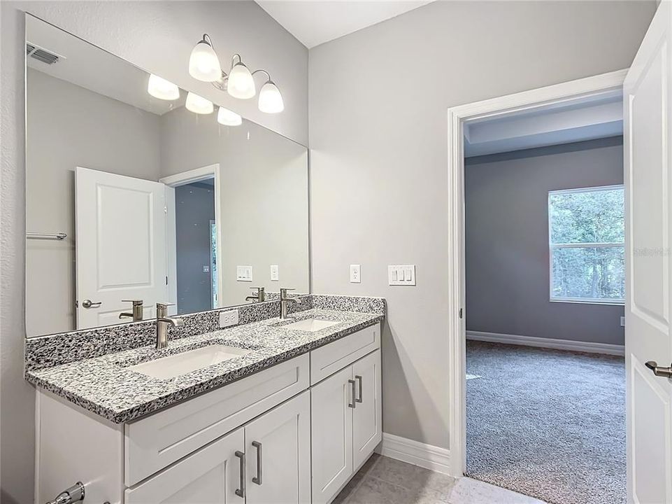 For Sale: $315,000 (4 beds, 2 baths, 1485 Square Feet)