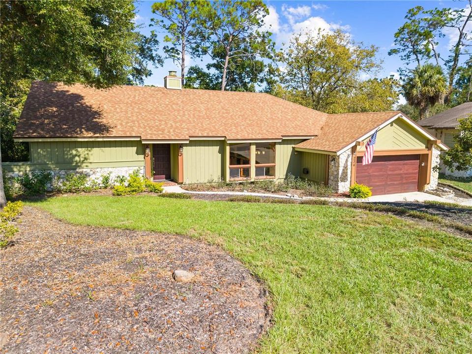 Activo con contrato: $525,000 (4 camas, 2 baños, 2306 Pies cuadrados)