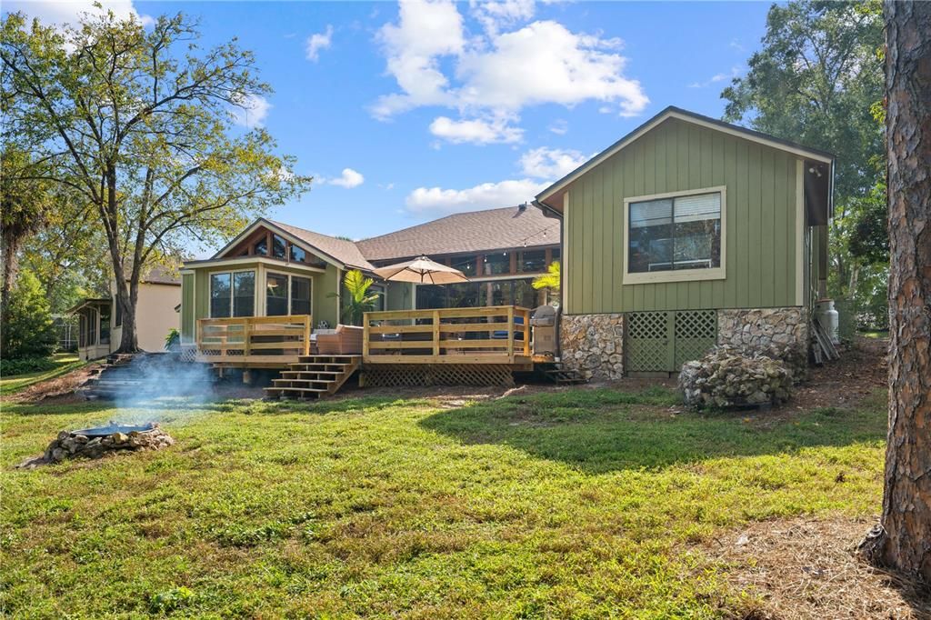 Activo con contrato: $525,000 (4 camas, 2 baños, 2306 Pies cuadrados)