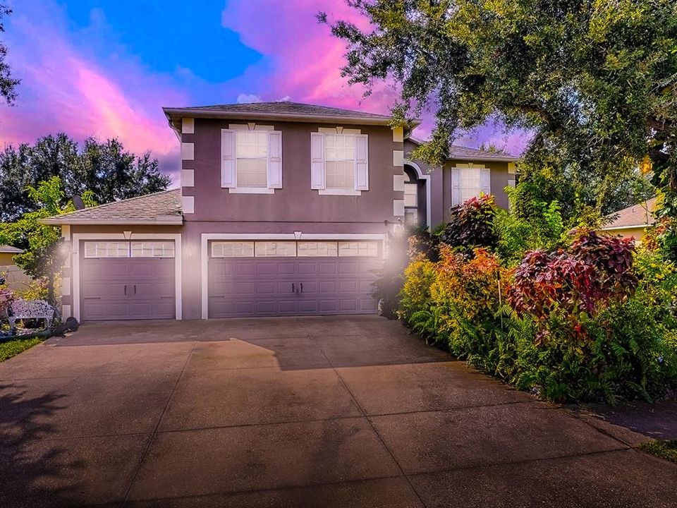 For Sale: $399,000 (4 beds, 2 baths, 2948 Square Feet)