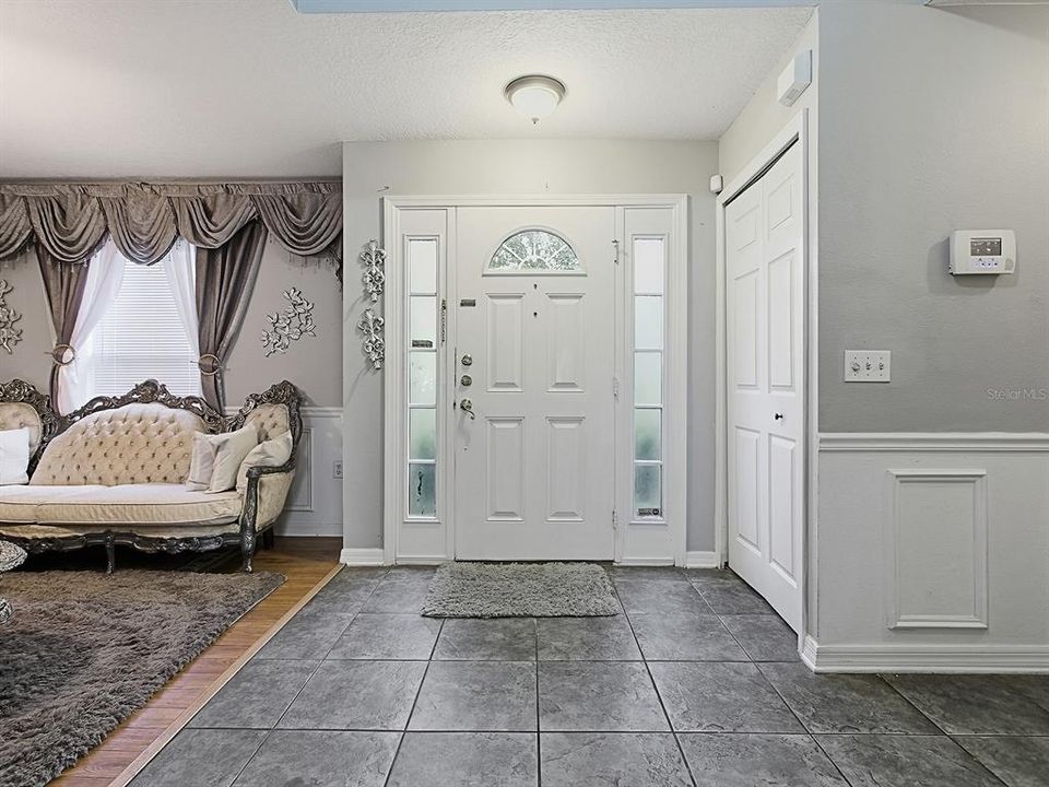 For Sale: $399,000 (4 beds, 2 baths, 2948 Square Feet)