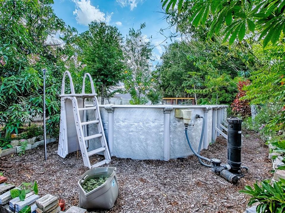 For Sale: $399,000 (4 beds, 2 baths, 2948 Square Feet)