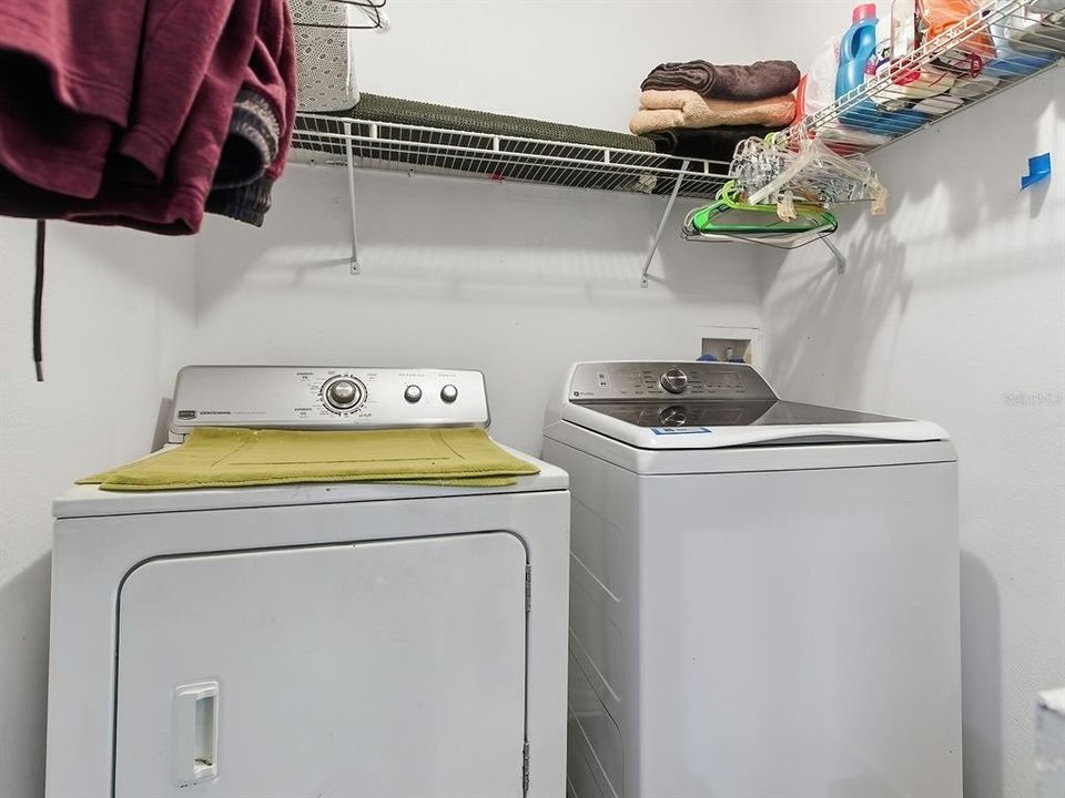 For Sale: $399,000 (4 beds, 2 baths, 2948 Square Feet)