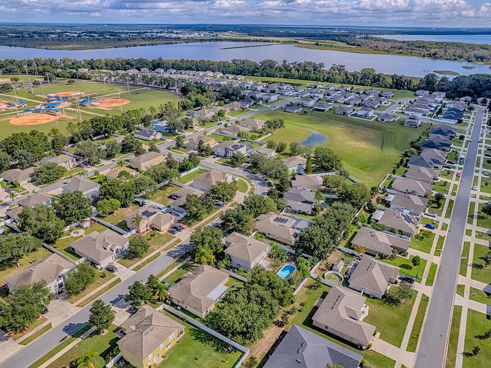 For Sale: $399,000 (4 beds, 2 baths, 2948 Square Feet)