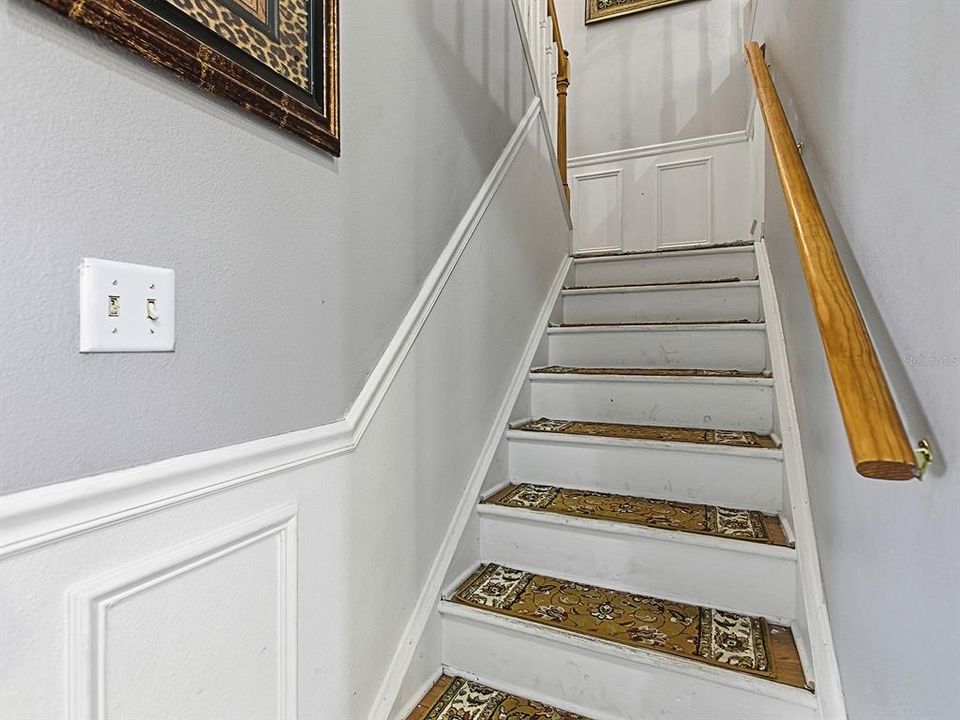 For Sale: $399,000 (4 beds, 2 baths, 2948 Square Feet)