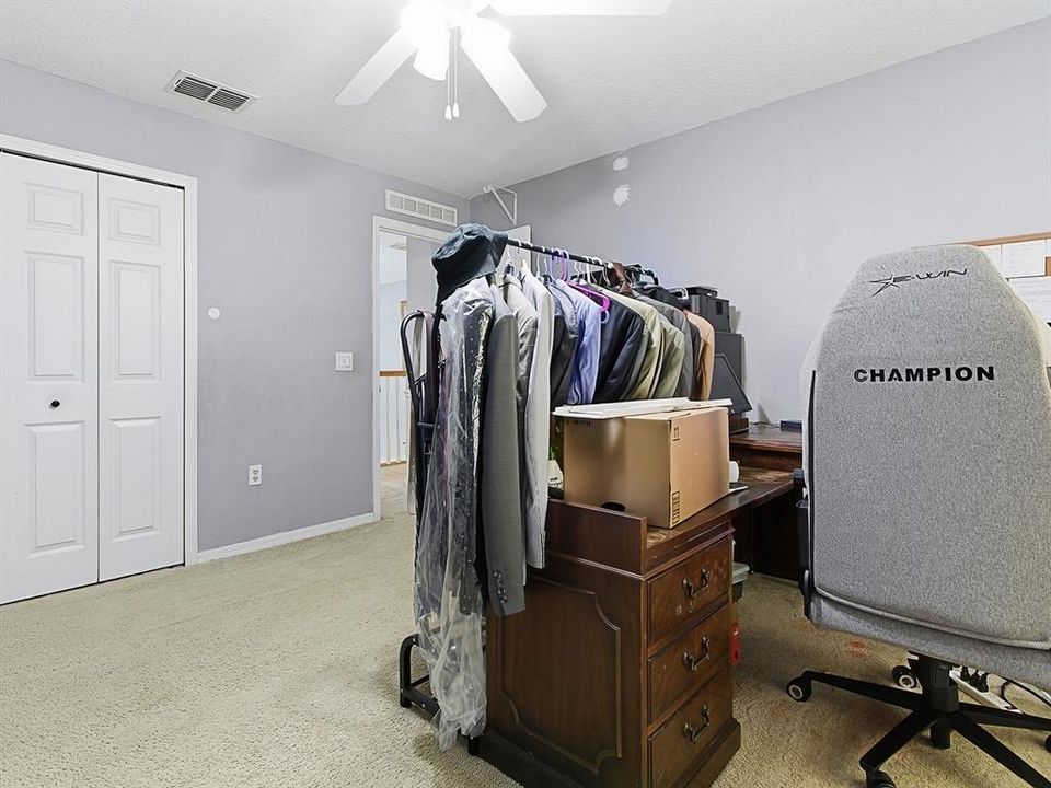 For Sale: $399,000 (4 beds, 2 baths, 2948 Square Feet)