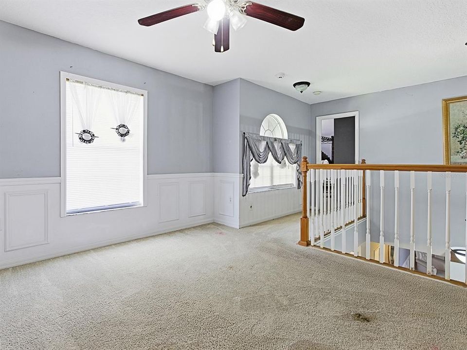 For Sale: $399,000 (4 beds, 2 baths, 2948 Square Feet)