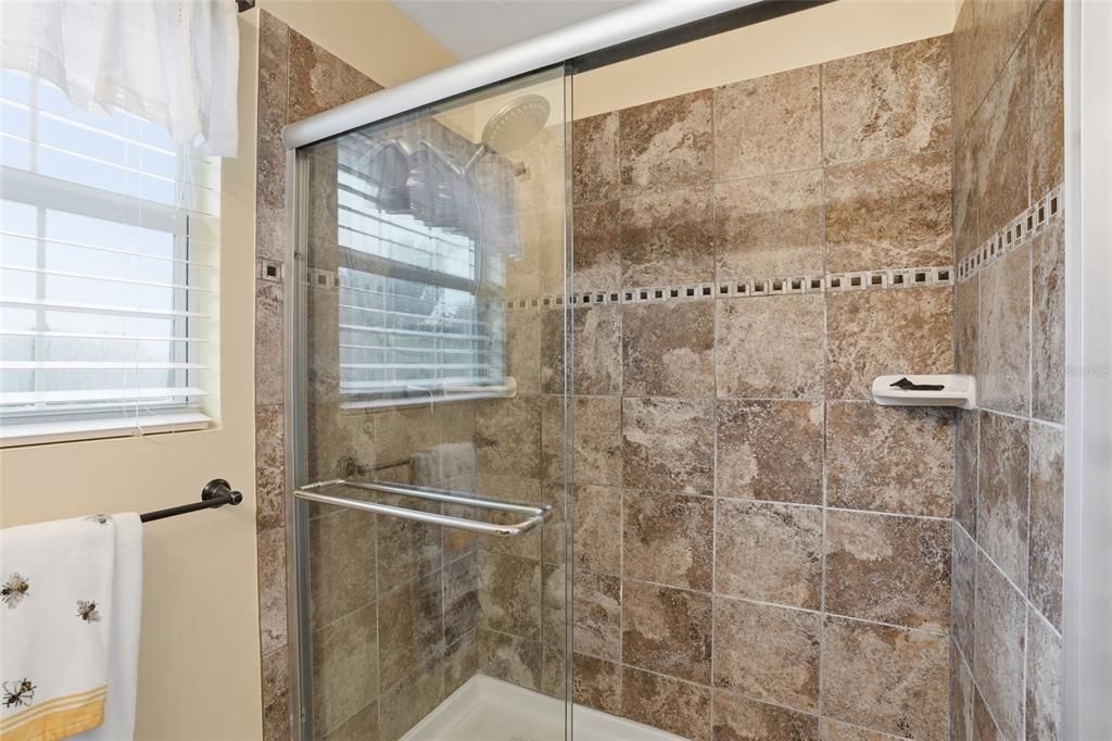 待售: $810,000 (3 贝兹, 2 浴室, 1666 平方英尺)