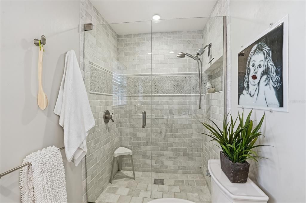 待售: $810,000 (3 贝兹, 2 浴室, 1666 平方英尺)