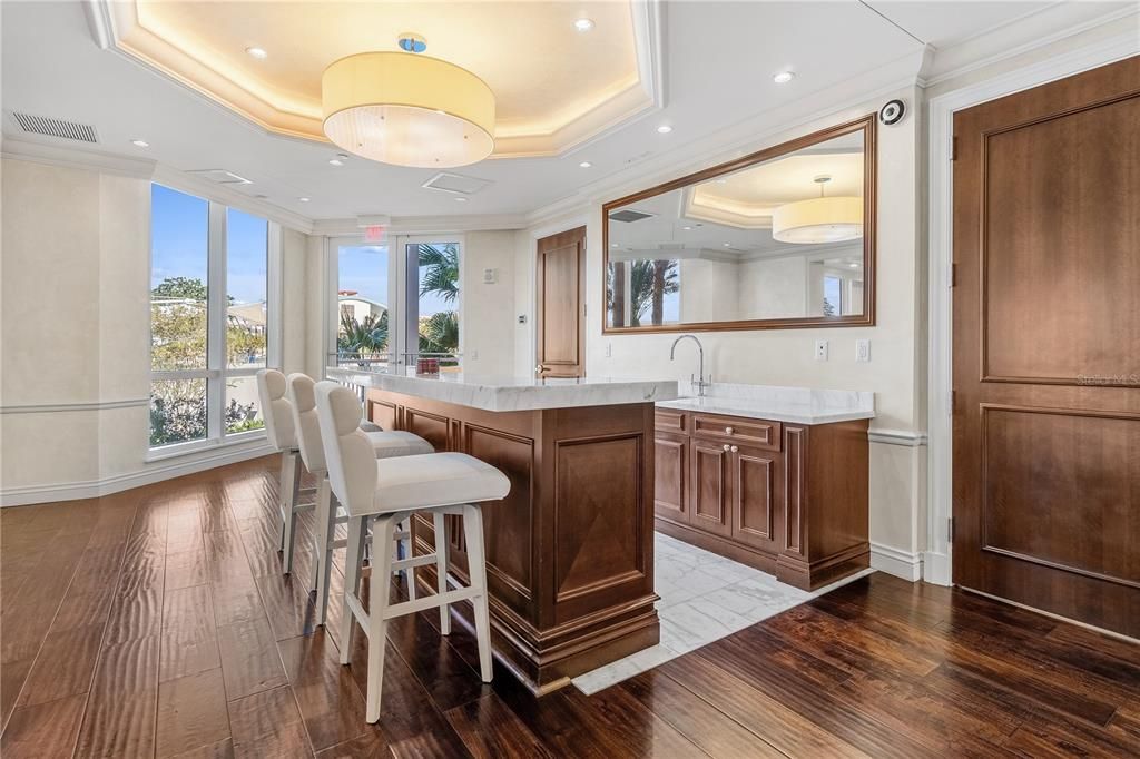 For Rent: $7,500 (3 beds, 2 baths, 2425 Square Feet)