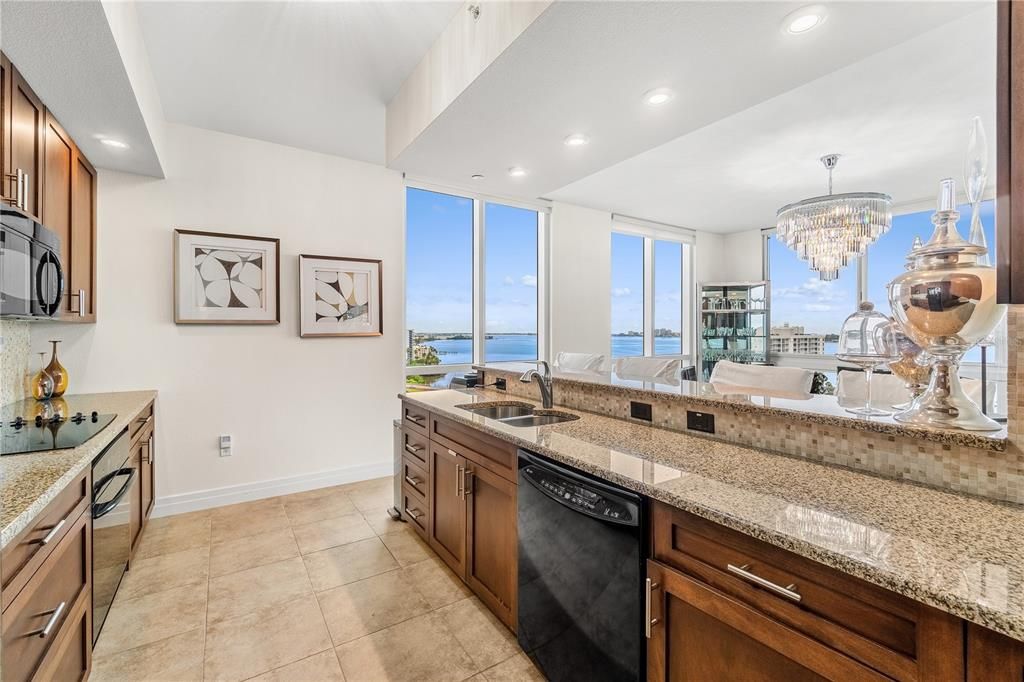 For Rent: $7,500 (3 beds, 2 baths, 2425 Square Feet)