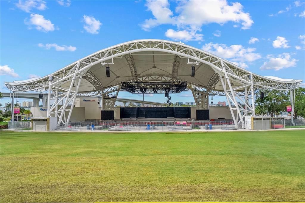 For Rent: $7,500 (3 beds, 2 baths, 2425 Square Feet)