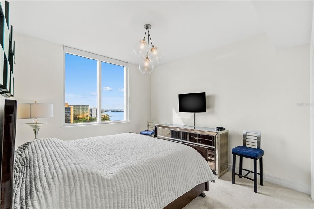 For Rent: $7,500 (3 beds, 2 baths, 2425 Square Feet)