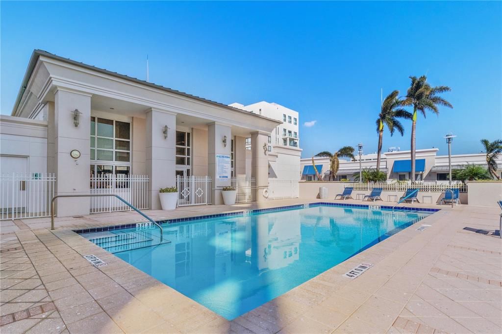 For Rent: $7,500 (3 beds, 2 baths, 2425 Square Feet)