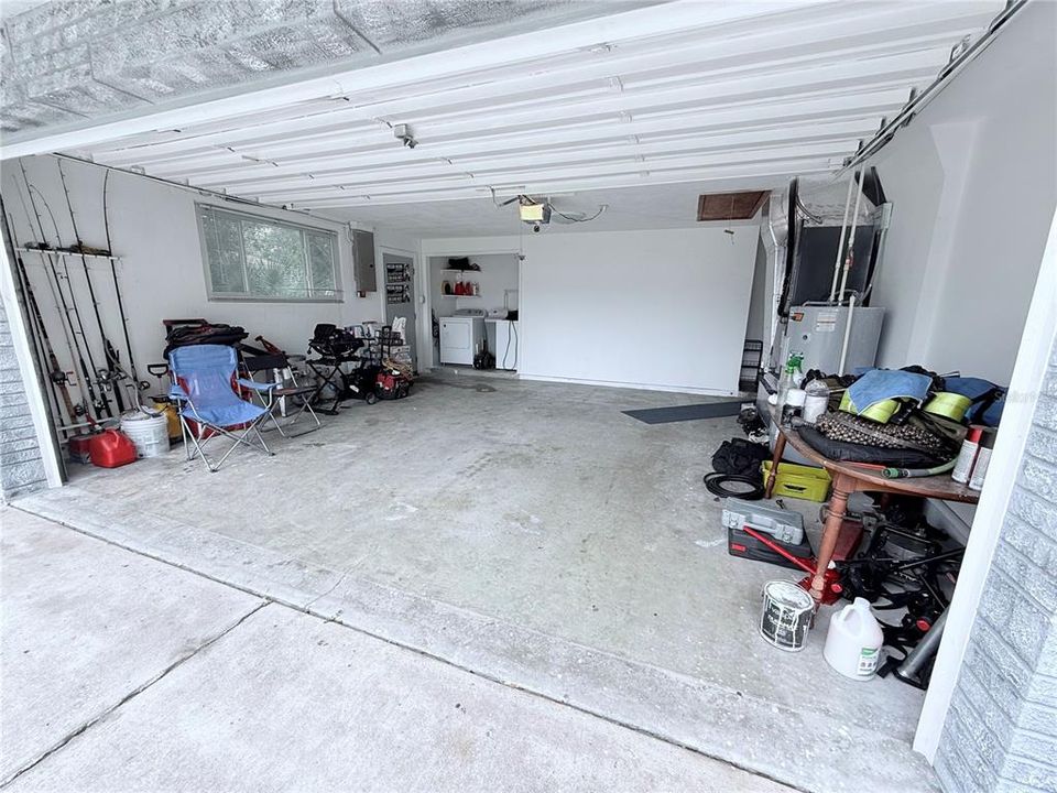 For Sale: $385,000 (3 beds, 2 baths, 1749 Square Feet)