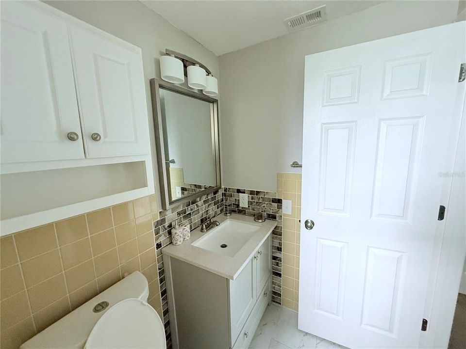 For Sale: $385,000 (3 beds, 2 baths, 1749 Square Feet)