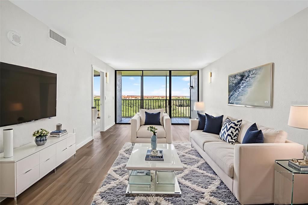 For Sale: $249,900 (2 beds, 2 baths, 960 Square Feet)