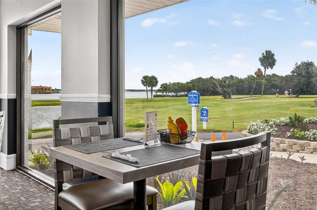 For Sale: $249,900 (2 beds, 2 baths, 960 Square Feet)