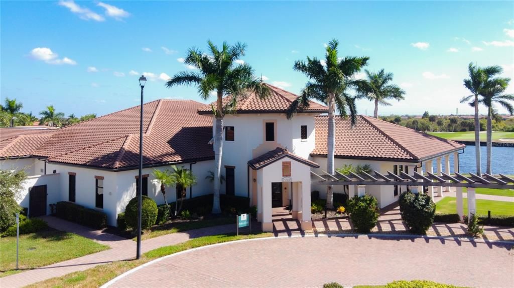 For Sale: $379,000 (2 beds, 2 baths, 1379 Square Feet)