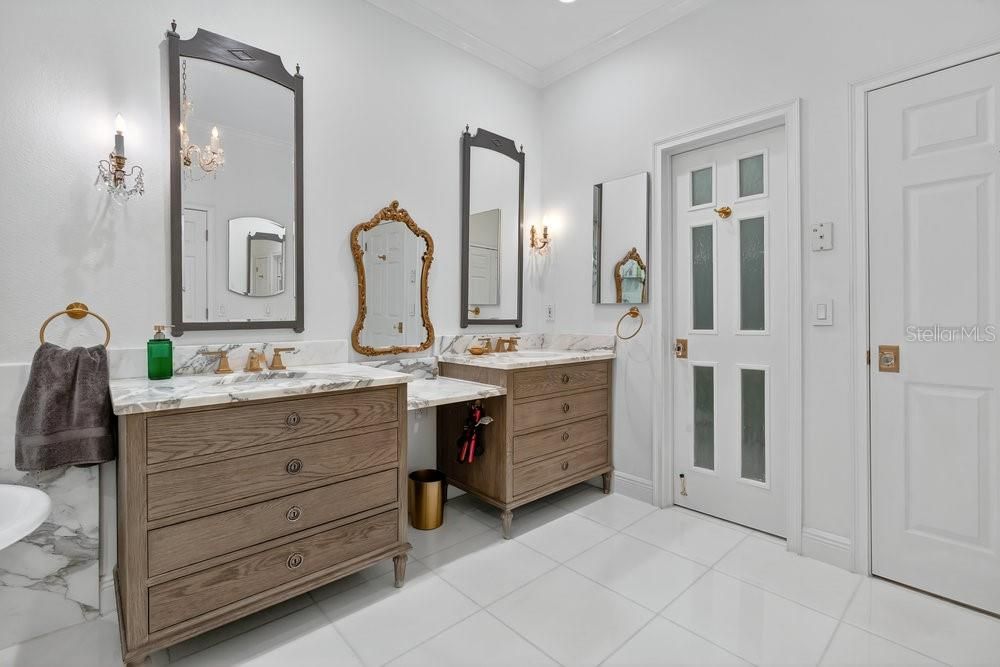 En Venta: $1,490,000 (4 camas, 3 baños, 3809 Pies cuadrados)