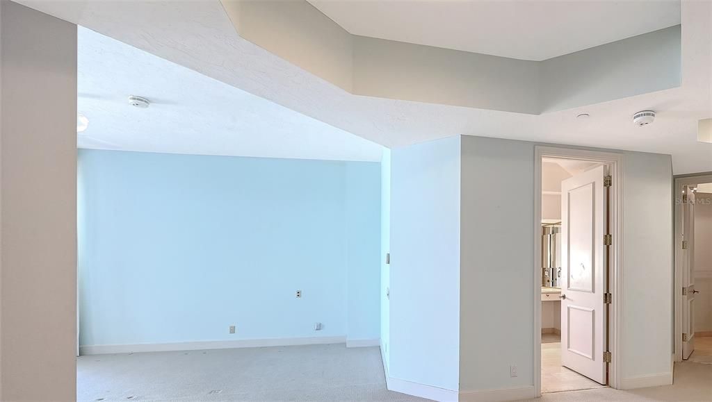 For Sale: $3,395,000 (3 beds, 4 baths, 3045 Square Feet)